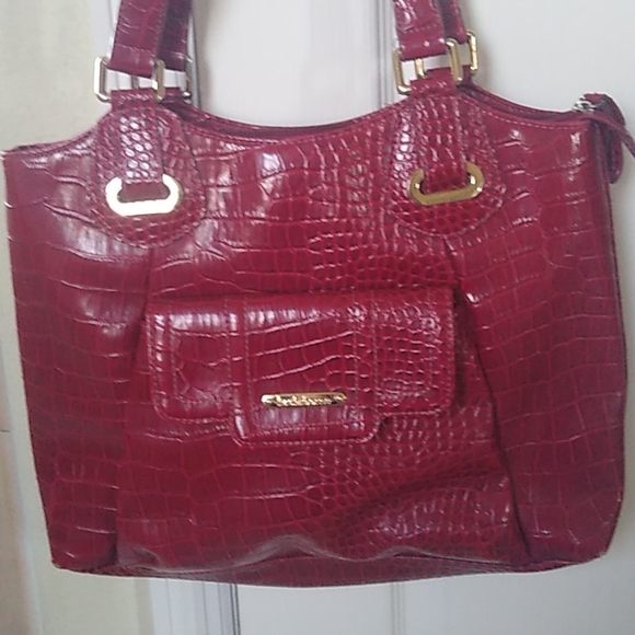 Liz Claiborne Handbags - Liz Claiborne purse